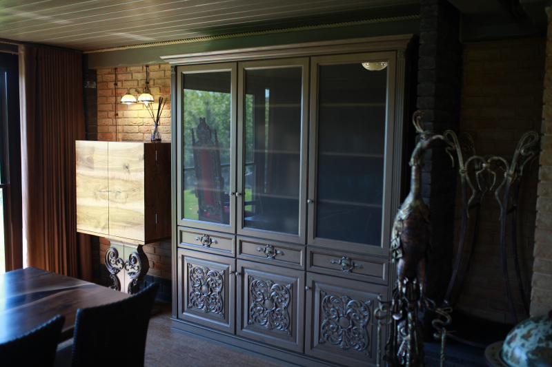 Изображение: Шкаф витрина для посуды 2