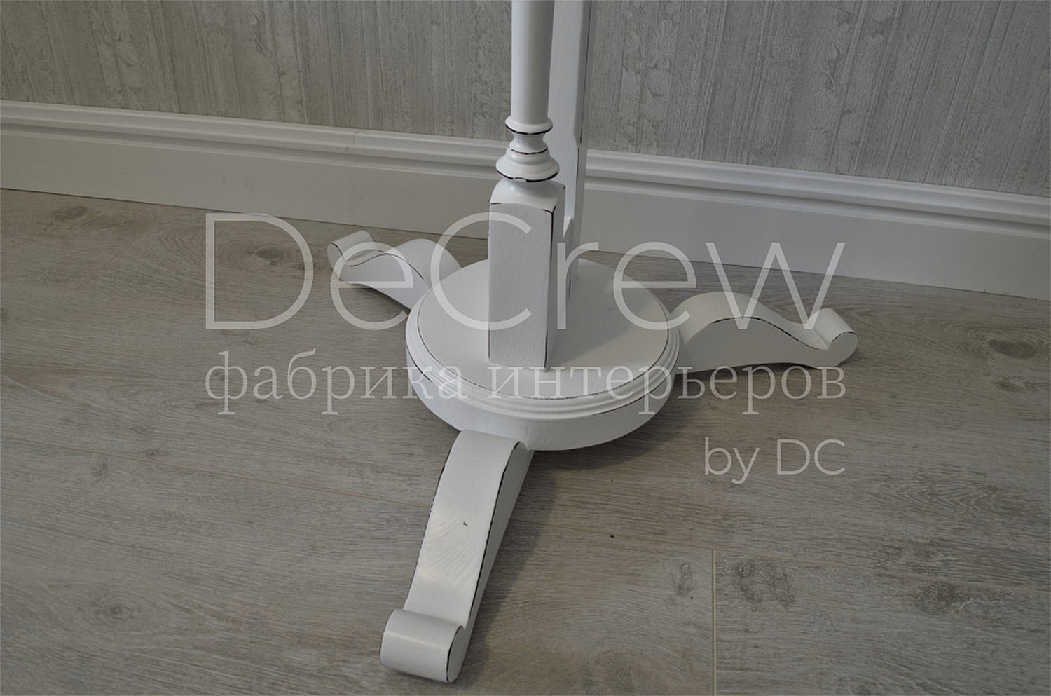 Изображение: Напольная вешалка