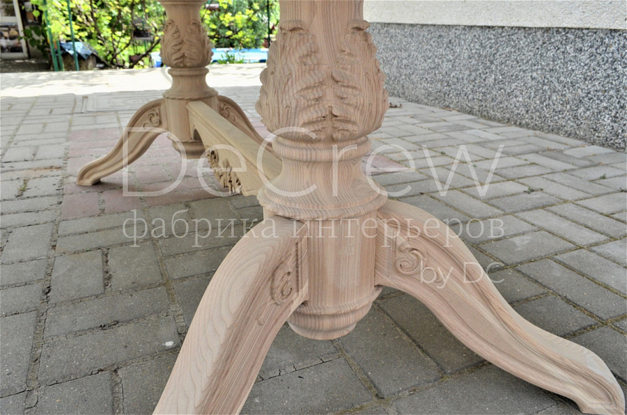 Изображение: Стол 007